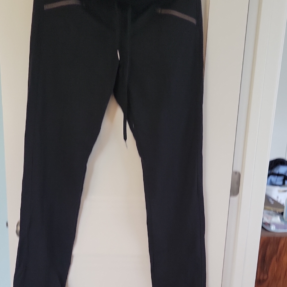 ATHLETA Black Women's Jogger Pants - Casual Comfort